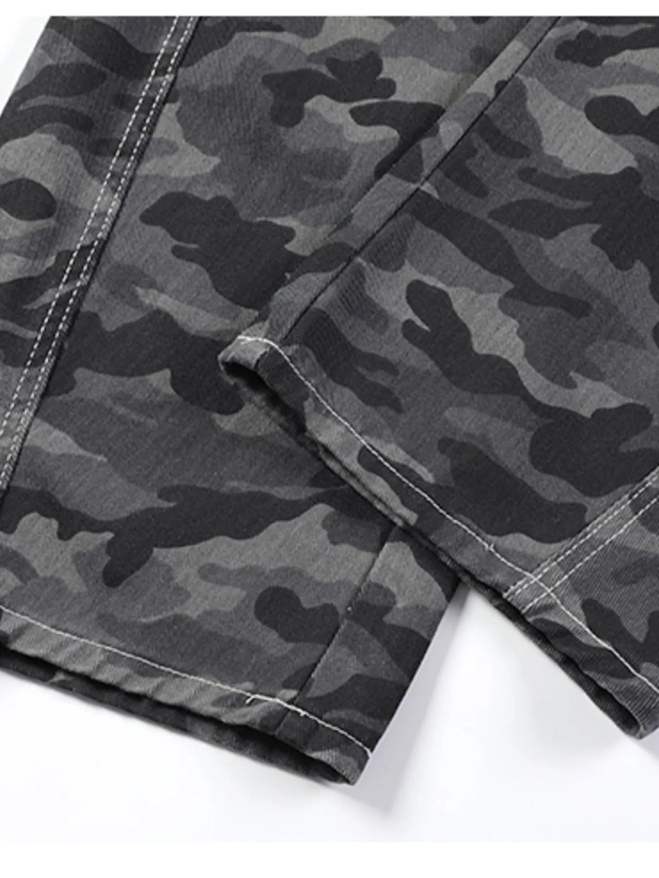Men's Camo Wide-Leg Pants