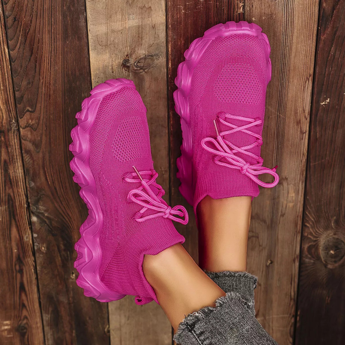 Round Toe Lace Up Athletic