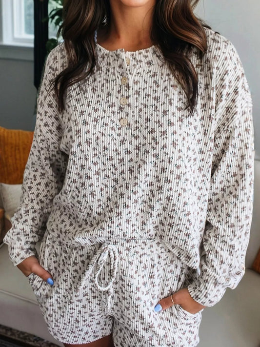 Spiral Ribbed Floral Print Long Sleeve Henley Top Drawstring Short Set