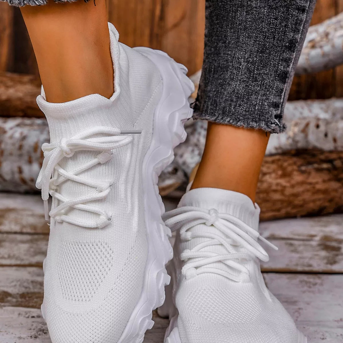 Round Toe Lace Up Athletic