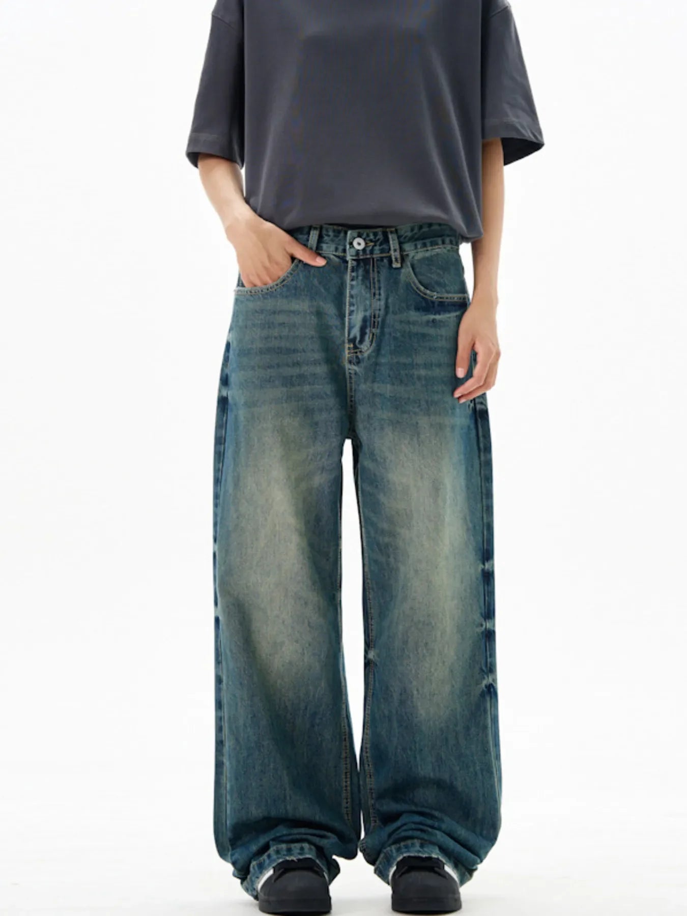 Men's Wide Leg Jeans