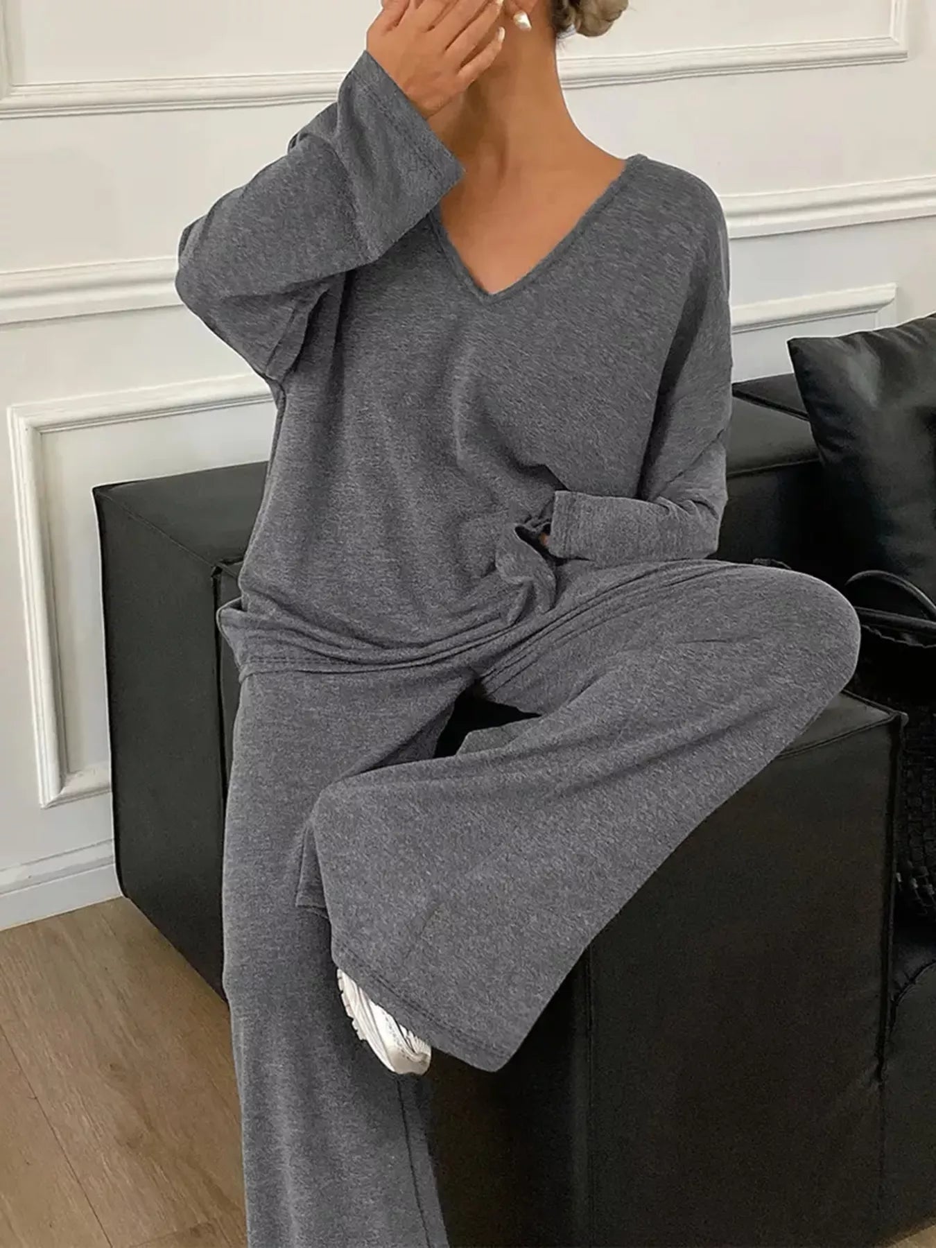 Plus Size Relaxed Fit V-Neck Top and Pants Set