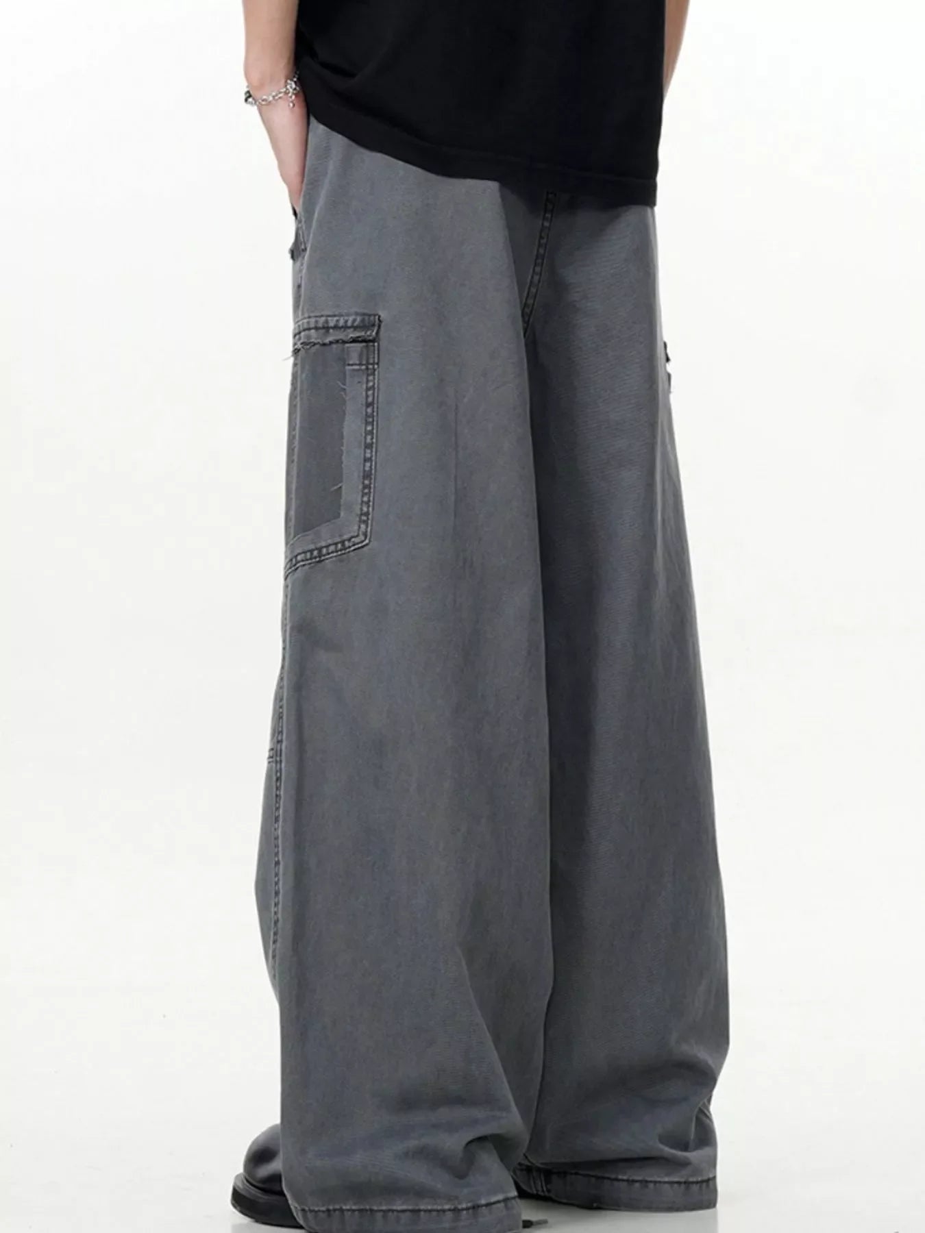 Men's Wide Leg Cargo Pants