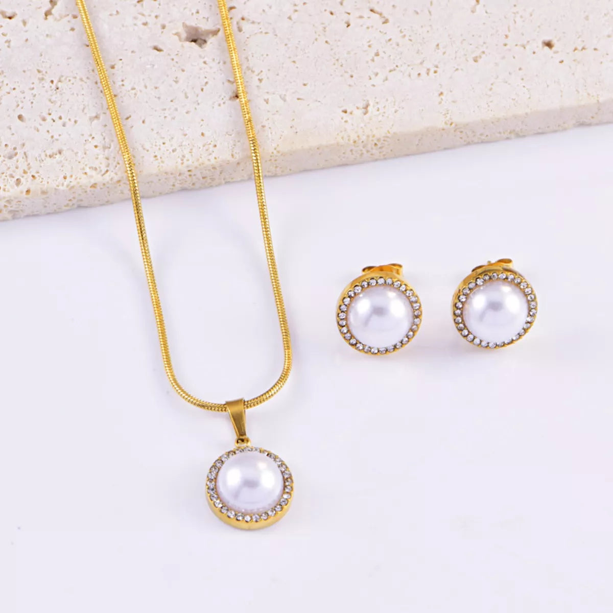 Synthetic Pearl 18K Gold-Plated Rhinestone Necklace and Earrings Jewelry Set