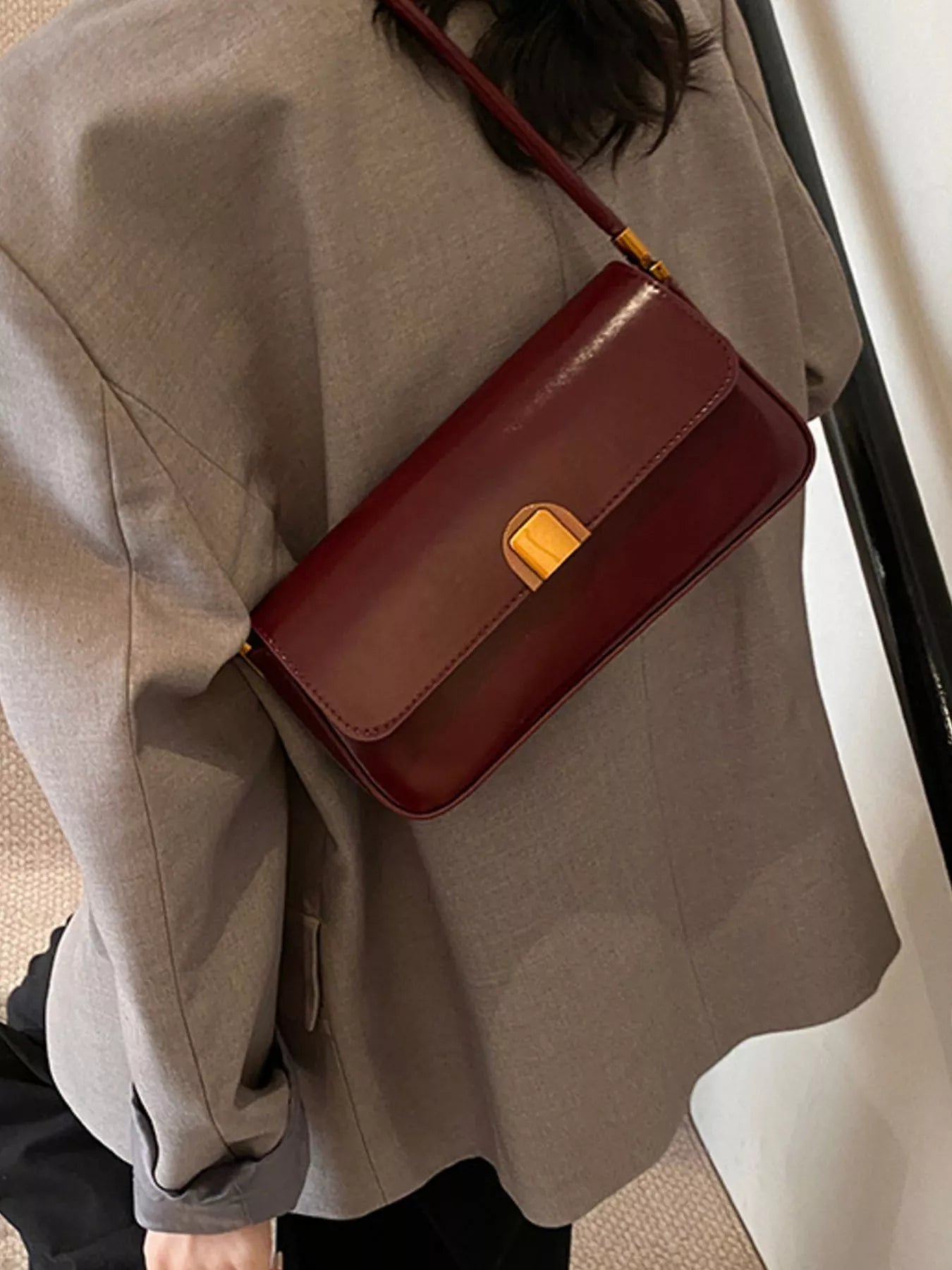 Retro Style Leather Shoulder Bag