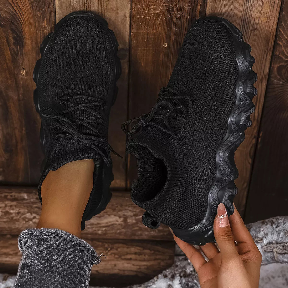 Round Toe Lace Up Athletic