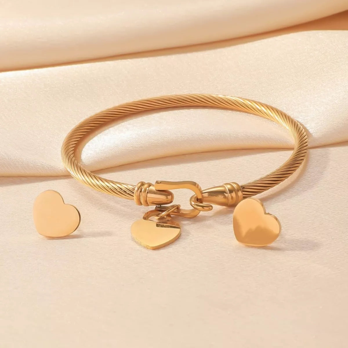 18K Gold-Plated Heart Earrings and Bracelet Jewelry Set