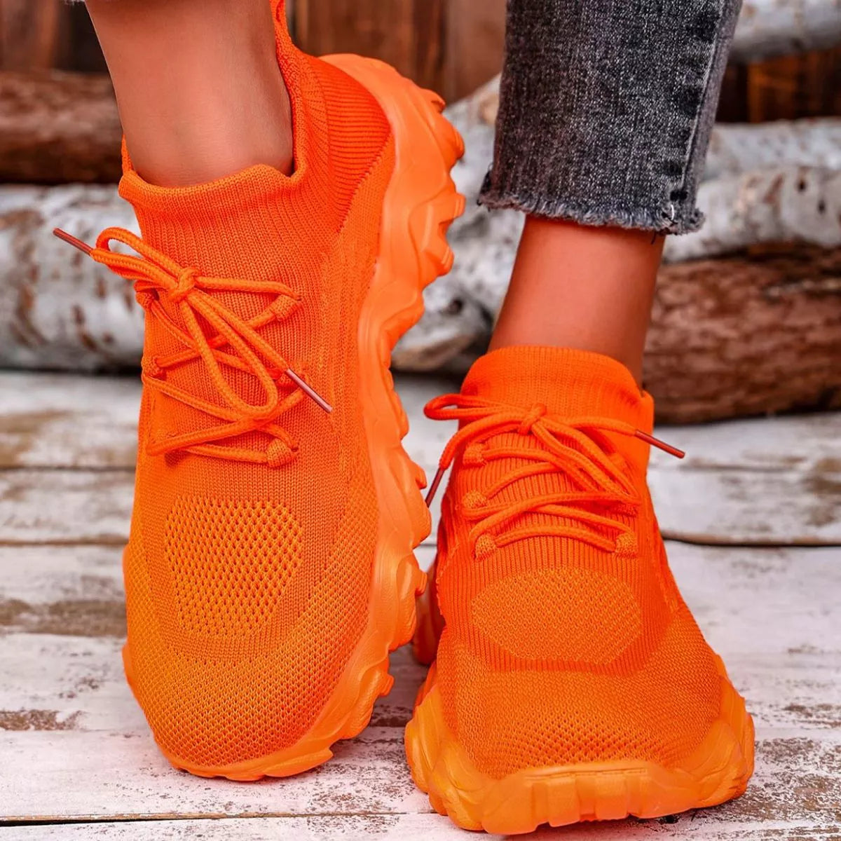 Round Toe Lace Up Athletic