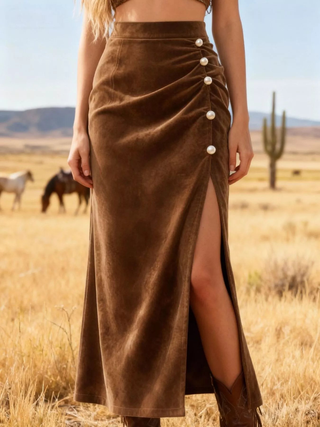 Pearl Slit Velvet Skirt