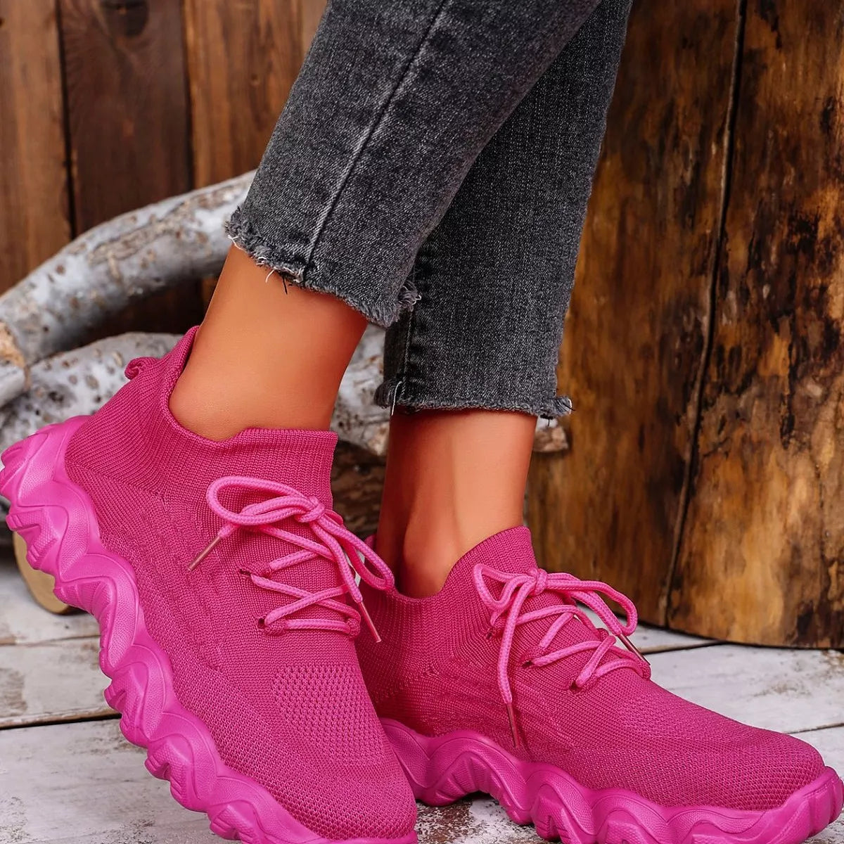 Round Toe Lace Up Athletic
