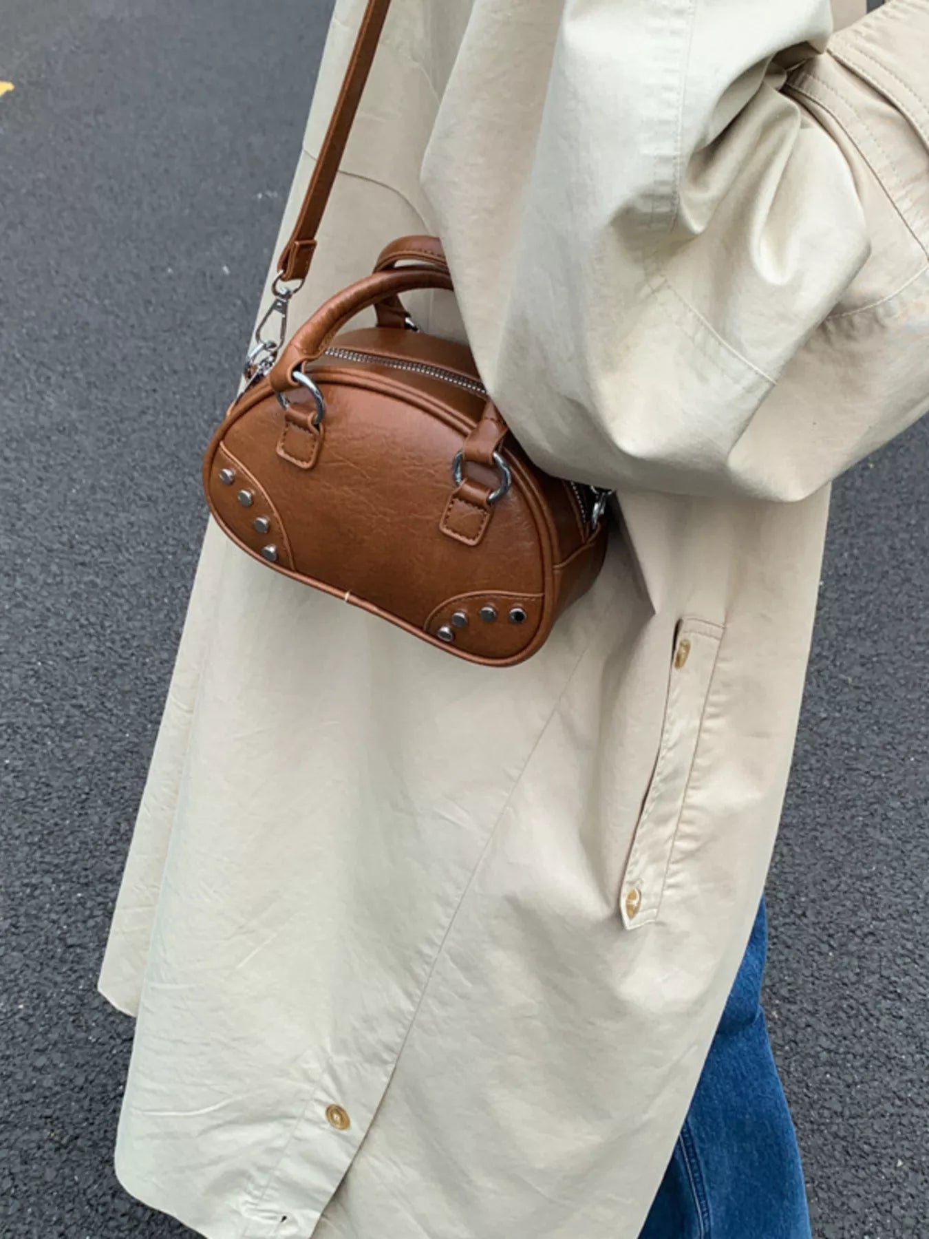 Retro Rivet Decor Crossbody Bag
